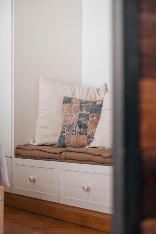 Comfortable 2 Bd Apartment Close To Athens Archeological Museum Ngoại thất bức ảnh