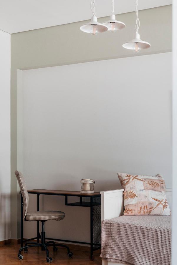 Comfortable 2 Bd Apartment Close To Athens Archeological Museum Ngoại thất bức ảnh